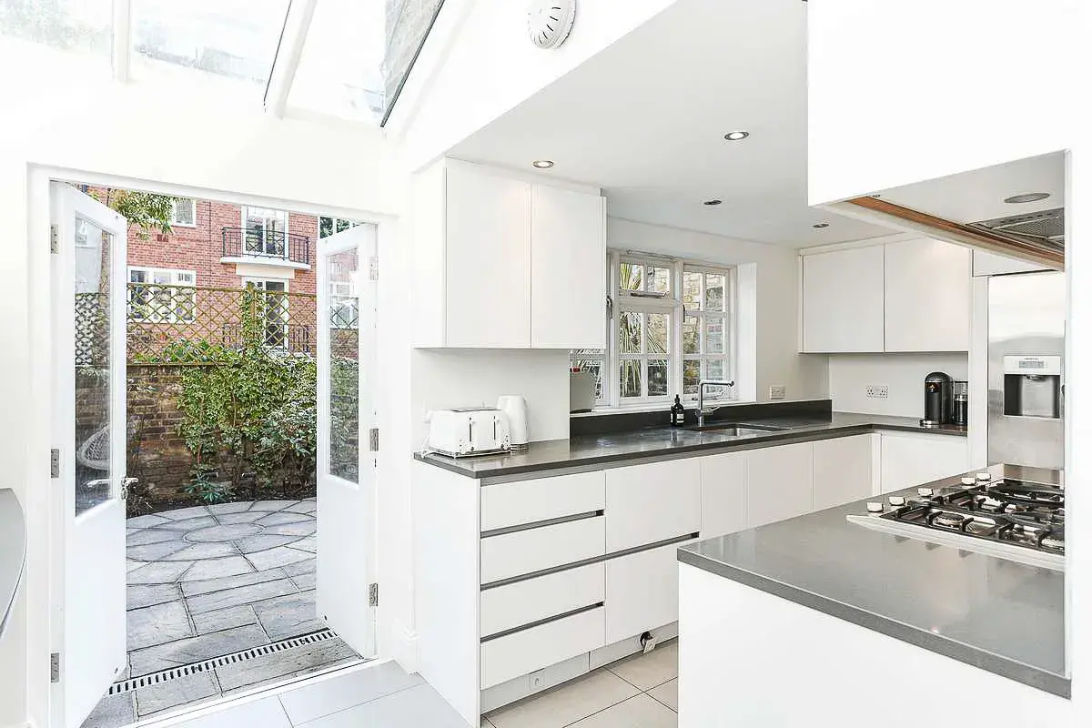 Hamilton Gardens, holiday home in St Johns Wood, London