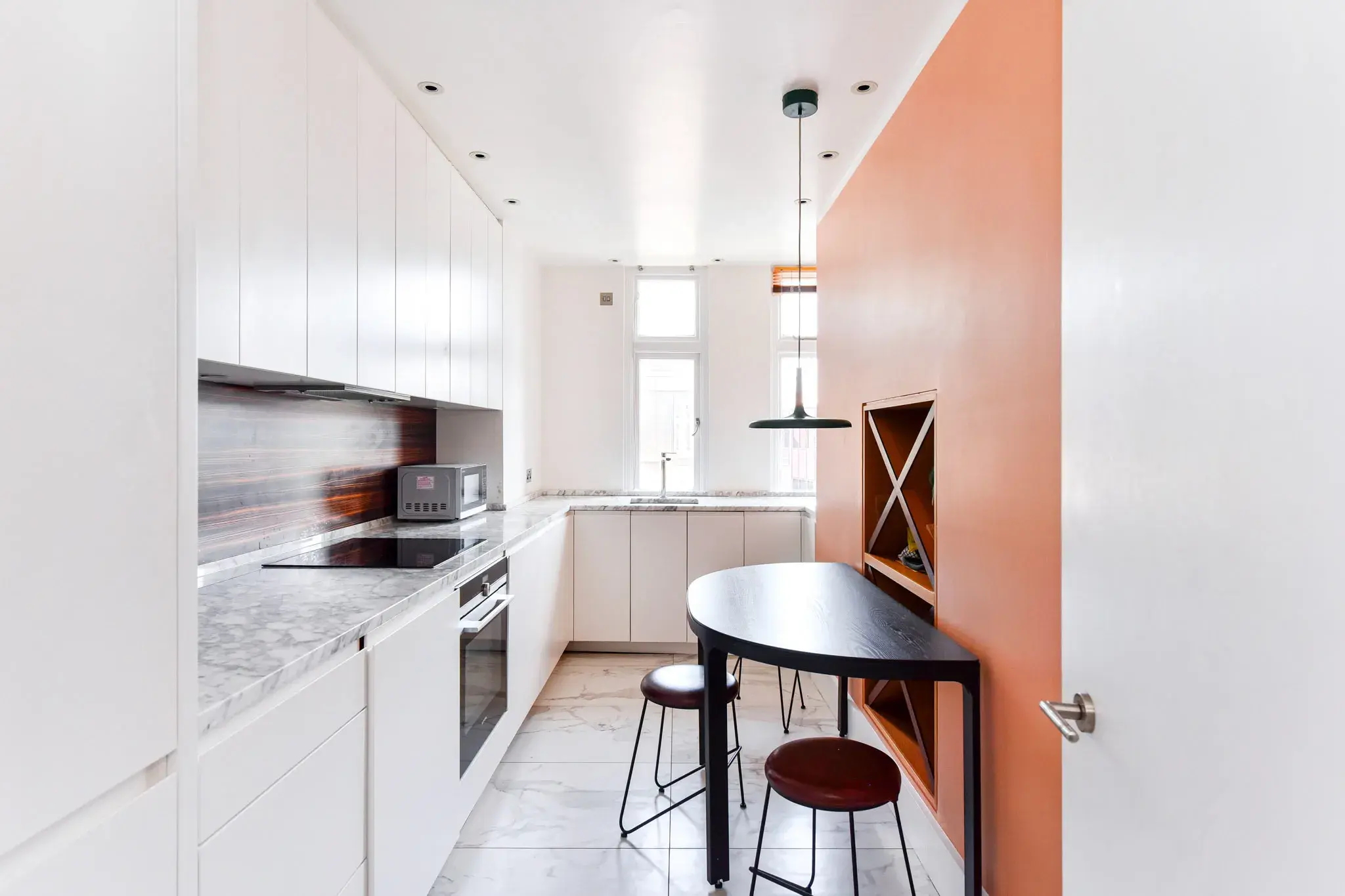 Iverna Court, holiday apartment in Kensington, London