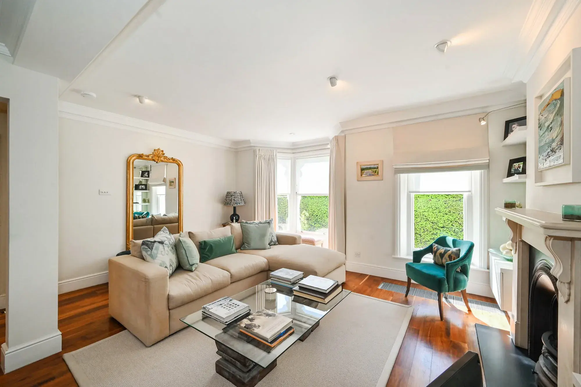 Parkgate Road, holiday apartment in Battersea, London