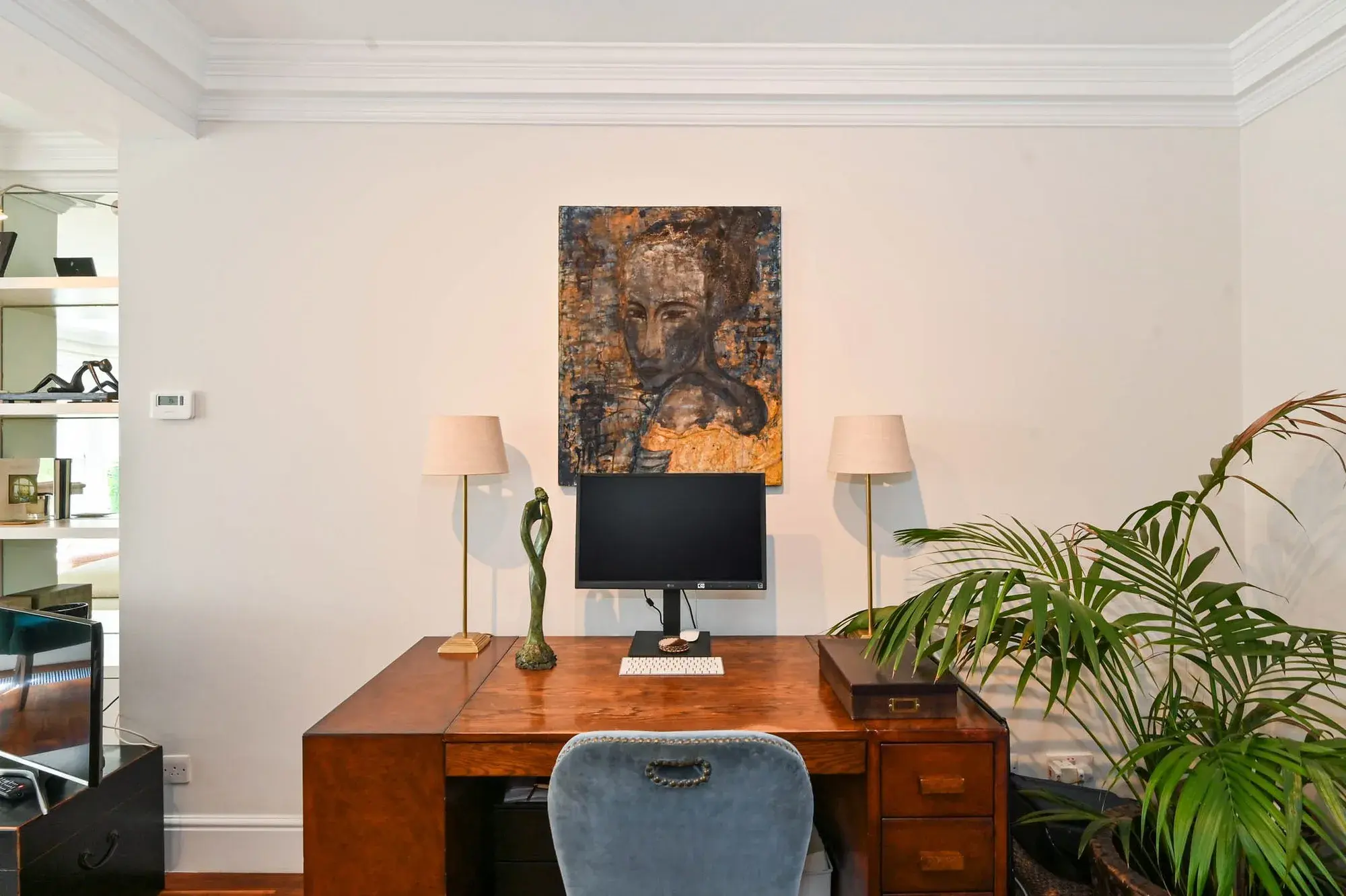 Parkgate Road, holiday apartment in Battersea, London