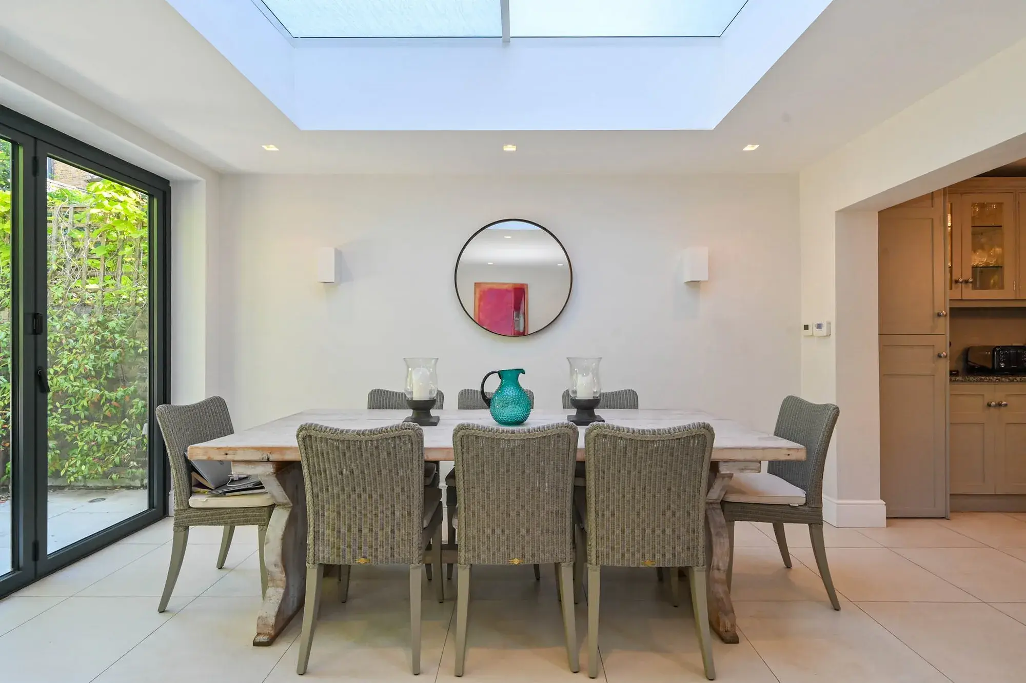 Parkgate Road, holiday apartment in Battersea, London