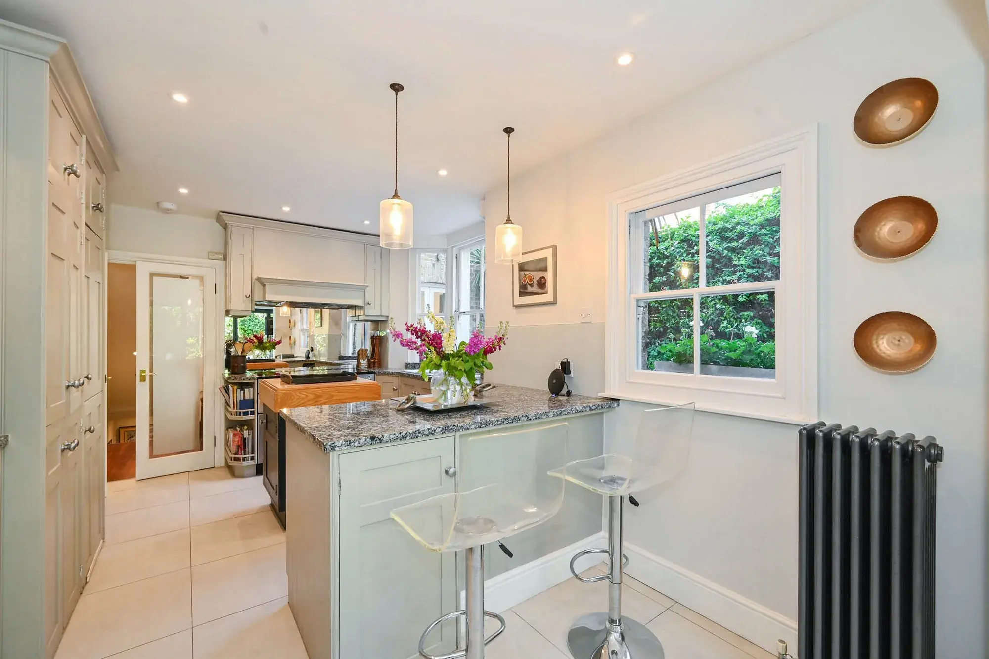 Parkgate Road, holiday apartment in Battersea, London