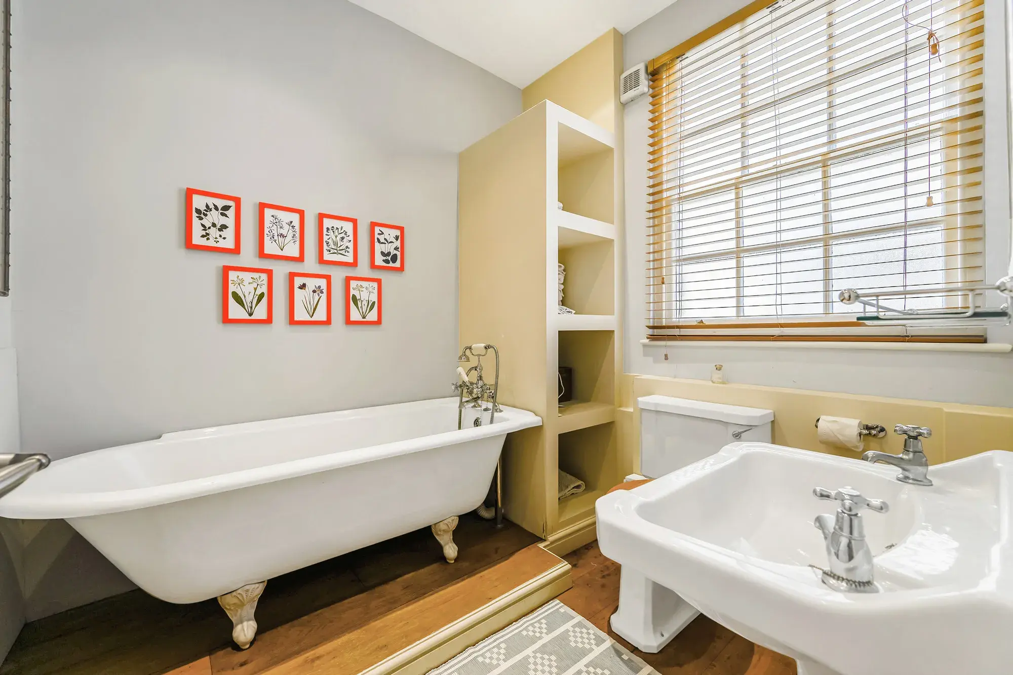 Westmoreland Terrace, holiday apartment in Pimlico, London