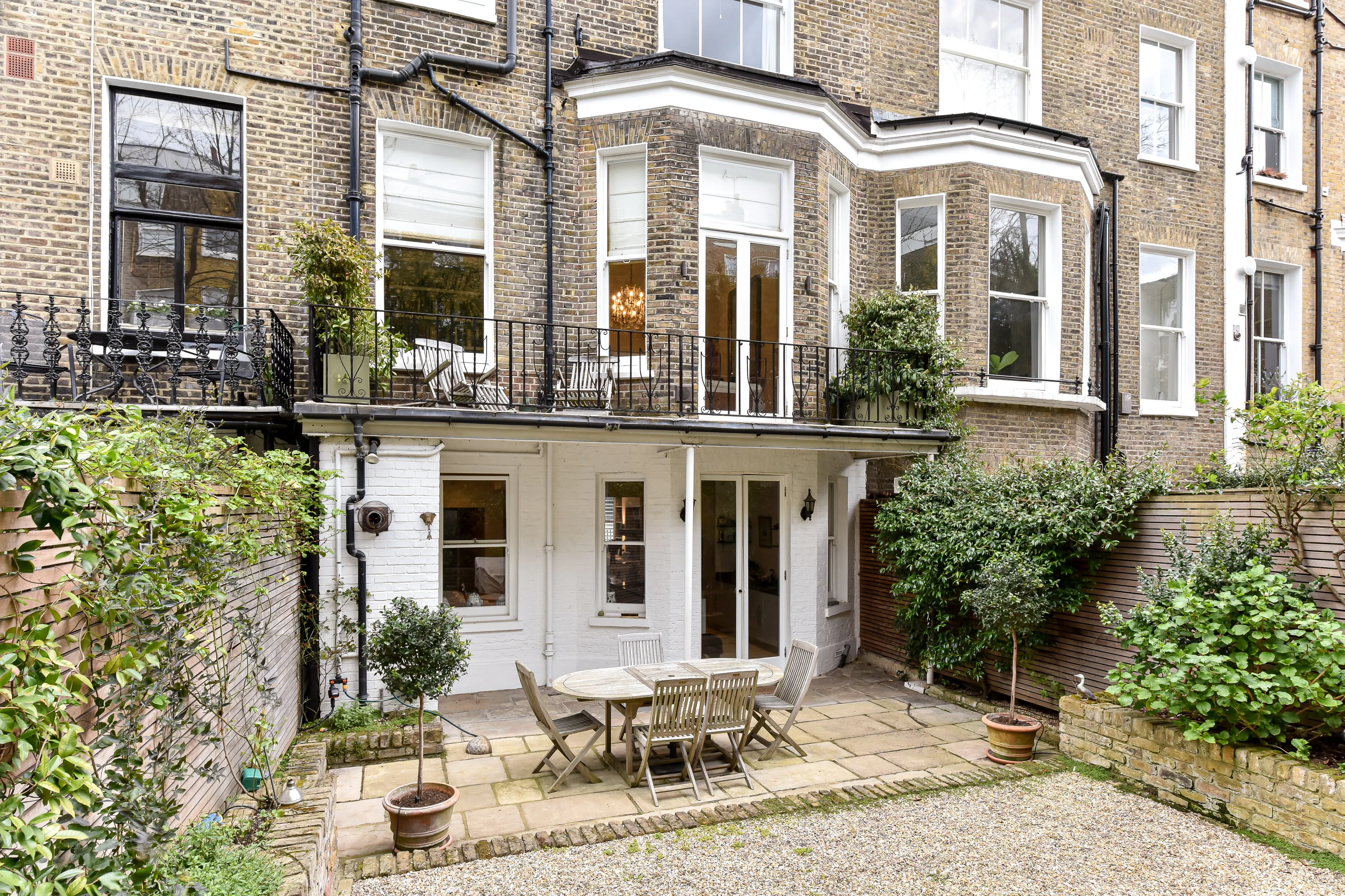 Palace Gardens Terrace