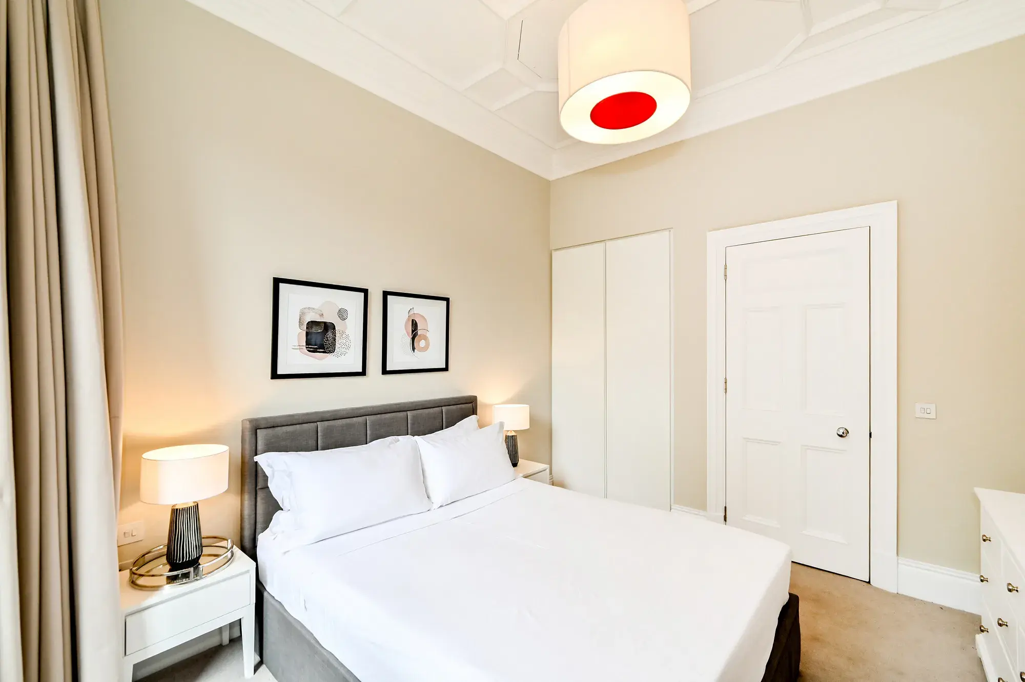 Lower Sloane Street, holiday apartment in Chelsea, London