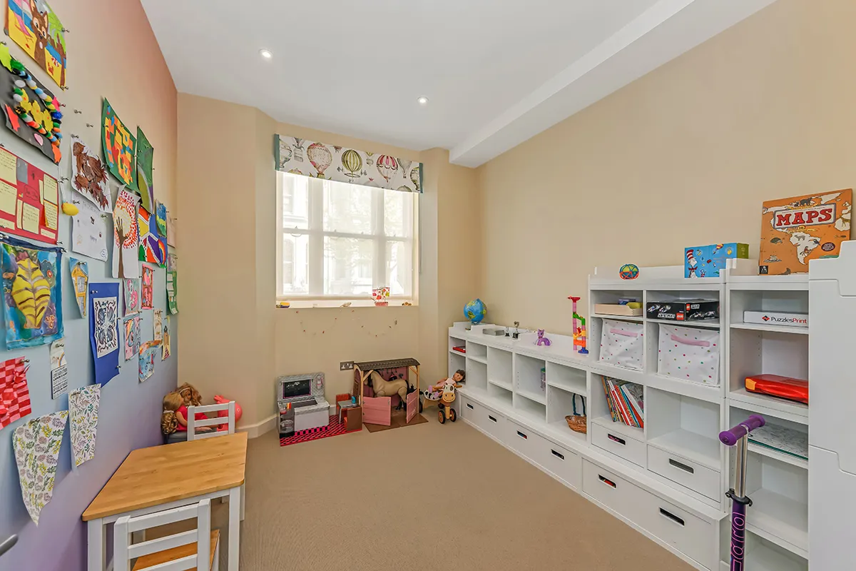 Campden Hill Gardens II, holiday home in Kensington, London