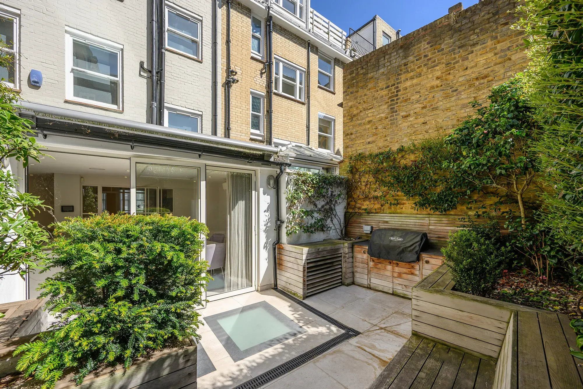 Campden Hill Gardens II, holiday home in Kensington, London