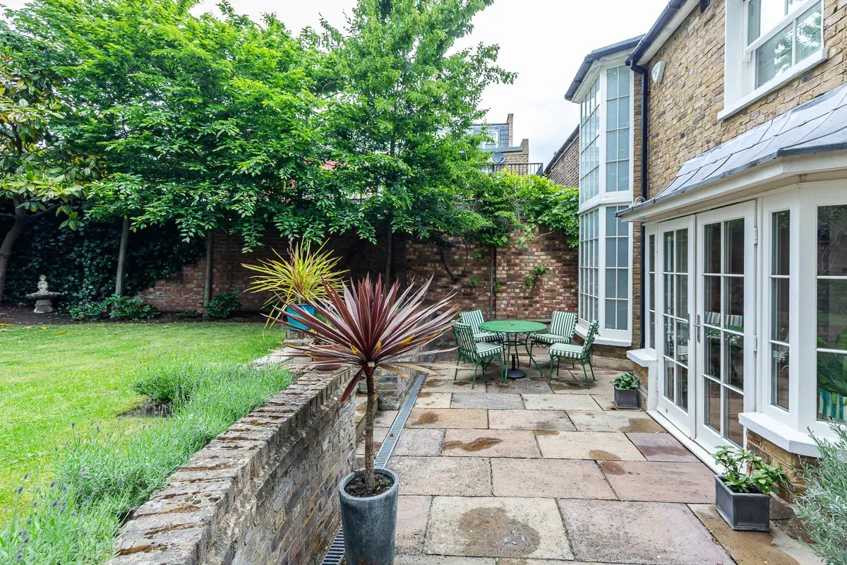 South Black Lion Lane, holiday home in Hammersmith, London