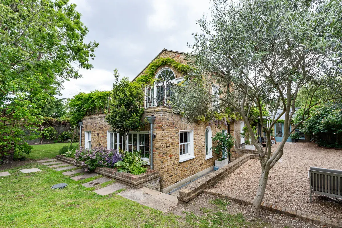 South Black Lion Lane, holiday home in Hammersmith, London