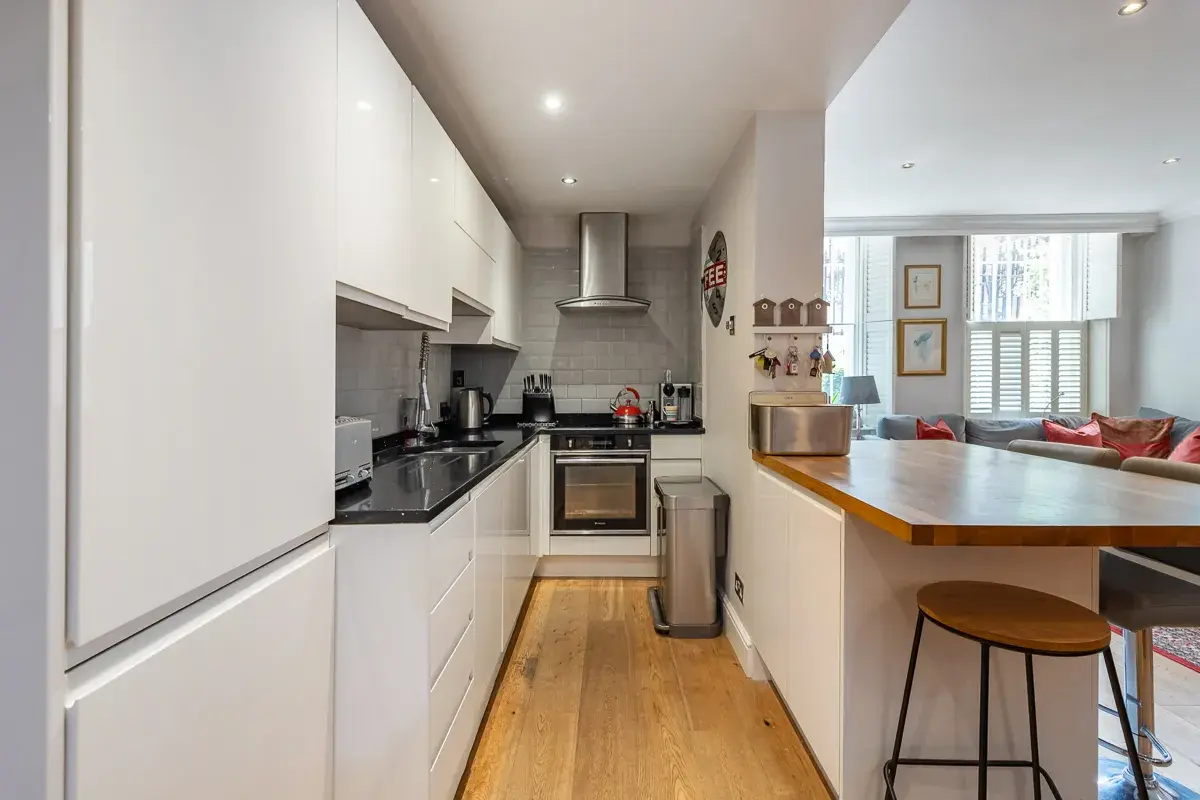 Nevern Square, holiday apartment in Earls Court, London
