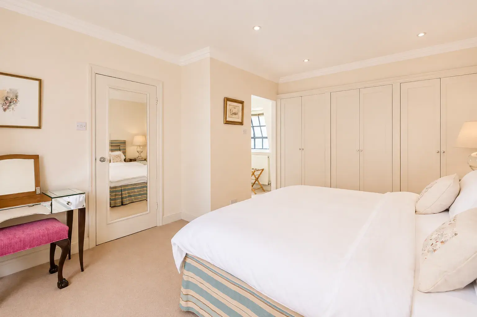 Thurloe Close, holiday home in South Kensington, London