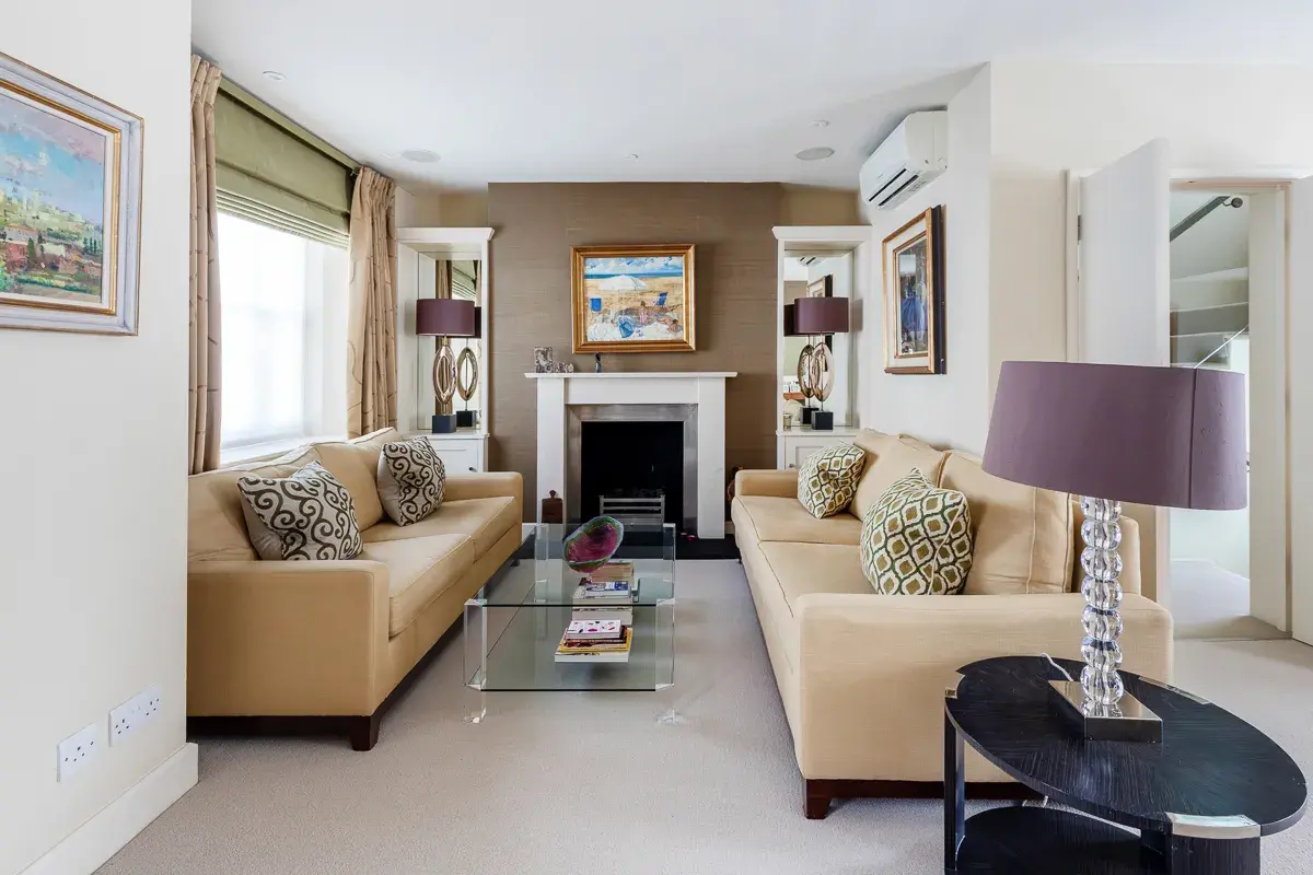 Campden Hill Gardens II, holiday home in Notting Hill, London
