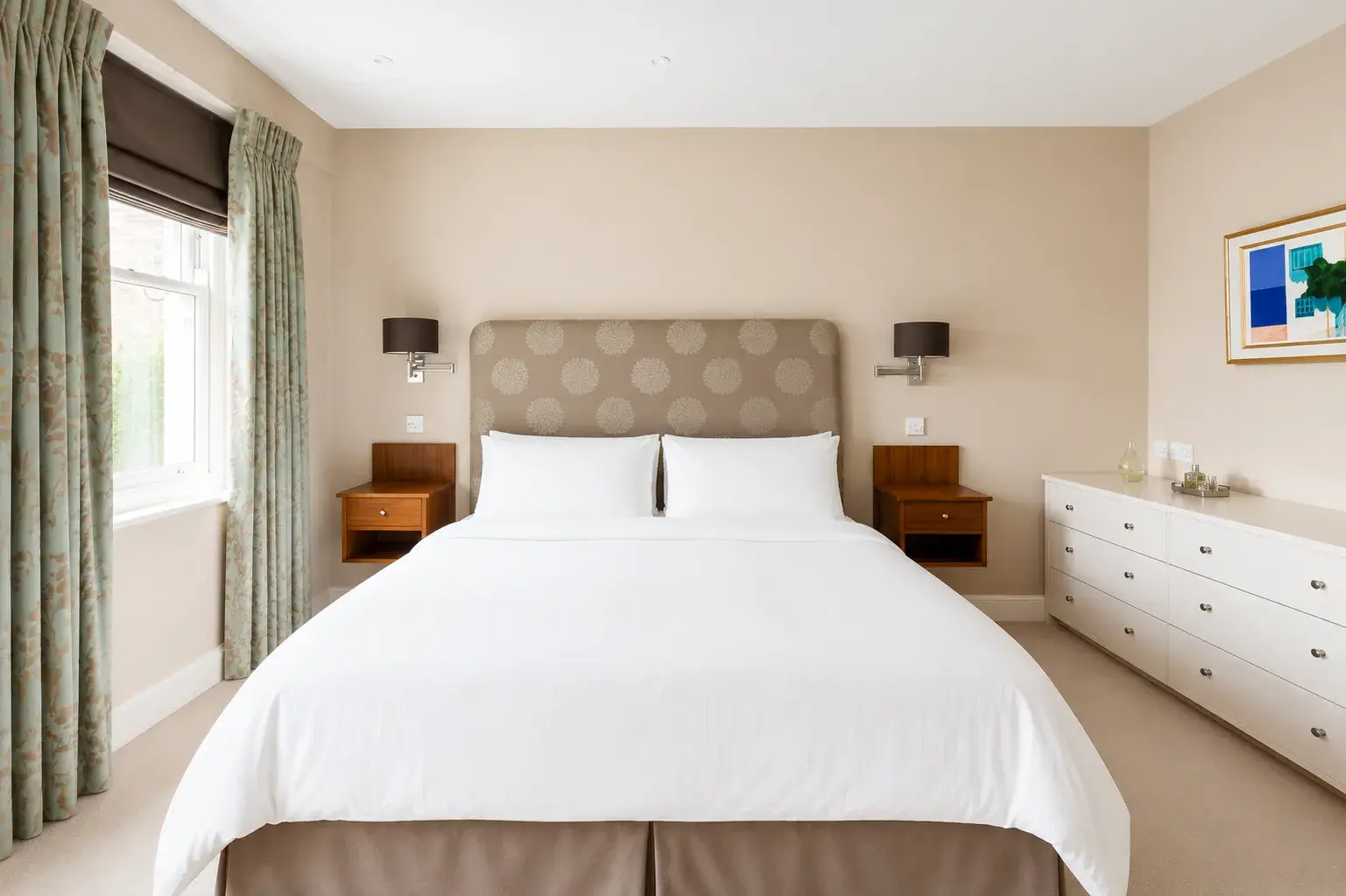 Campden Hill Gardens II, holiday home in Notting Hill, London