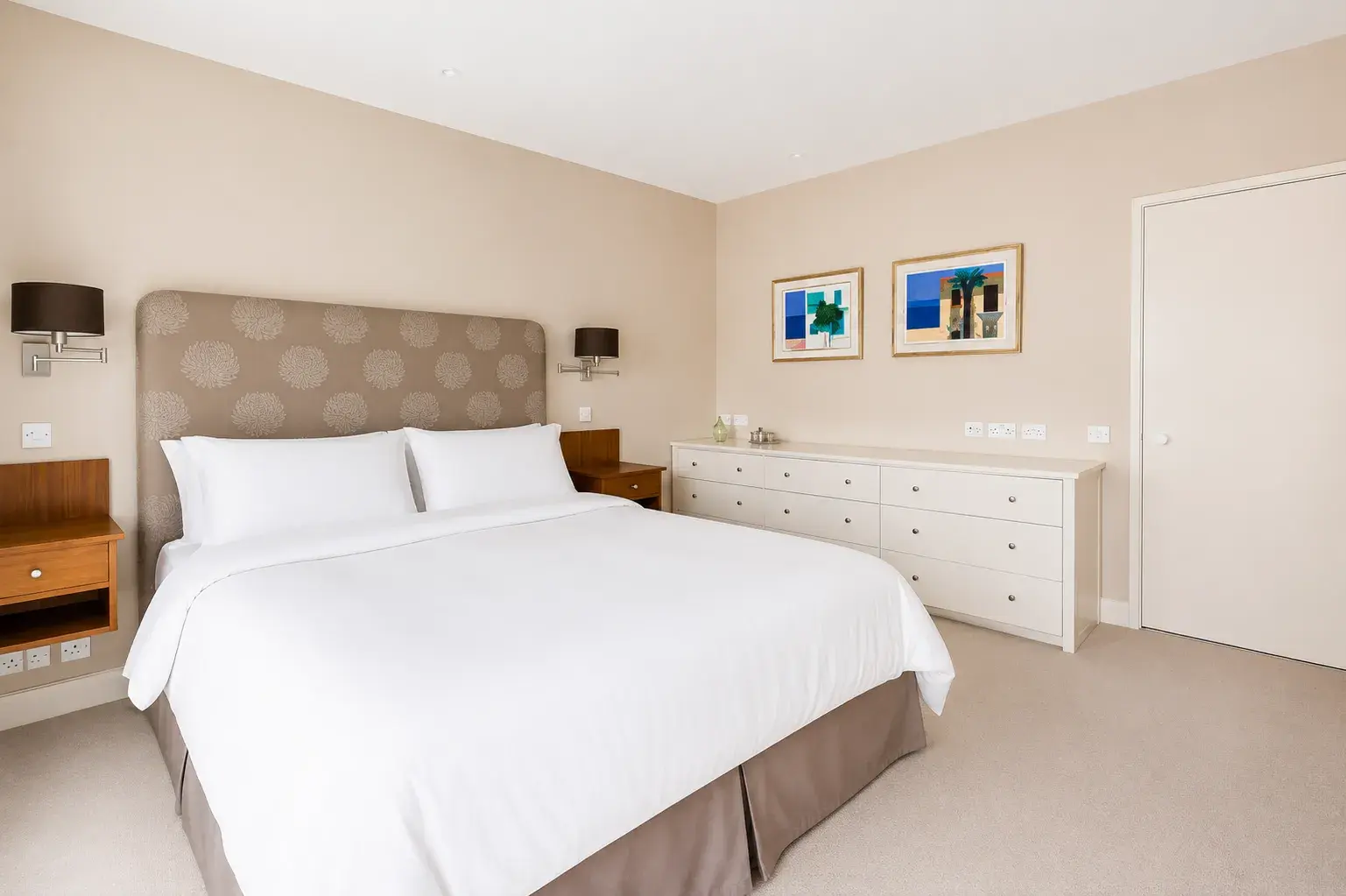 Campden Hill Gardens II, holiday home in Notting Hill, London