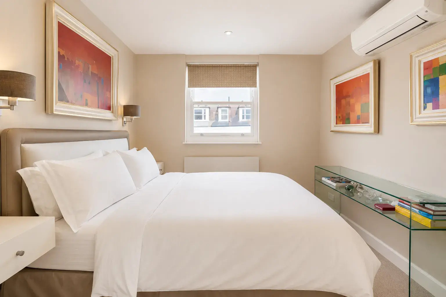 Campden Hill Gardens II, holiday home in Notting Hill, London