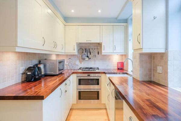 Sloane Square II, holiday apartment in Chelsea, London
