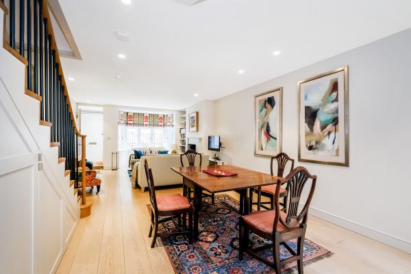 Woodfall Street, holiday home in Chelsea, London