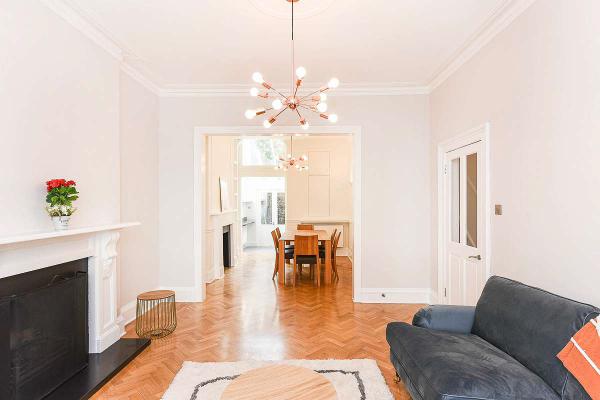 Hamilton Gardens, holiday home in St Johns Wood, London