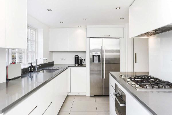 Hamilton Gardens, holiday home in St Johns Wood, London